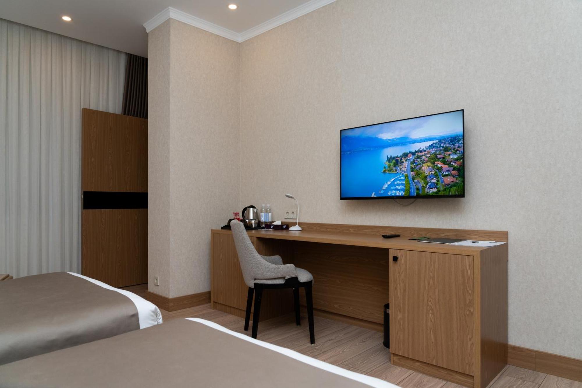 Al Anvar Halal Hotel By Hotelpro Group タシュケント エクステリア 写真