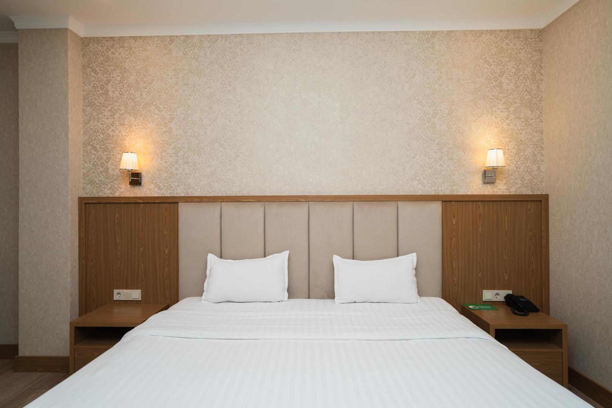 Al Anvar Halal Hotel By Hotelpro Group タシュケント エクステリア 写真