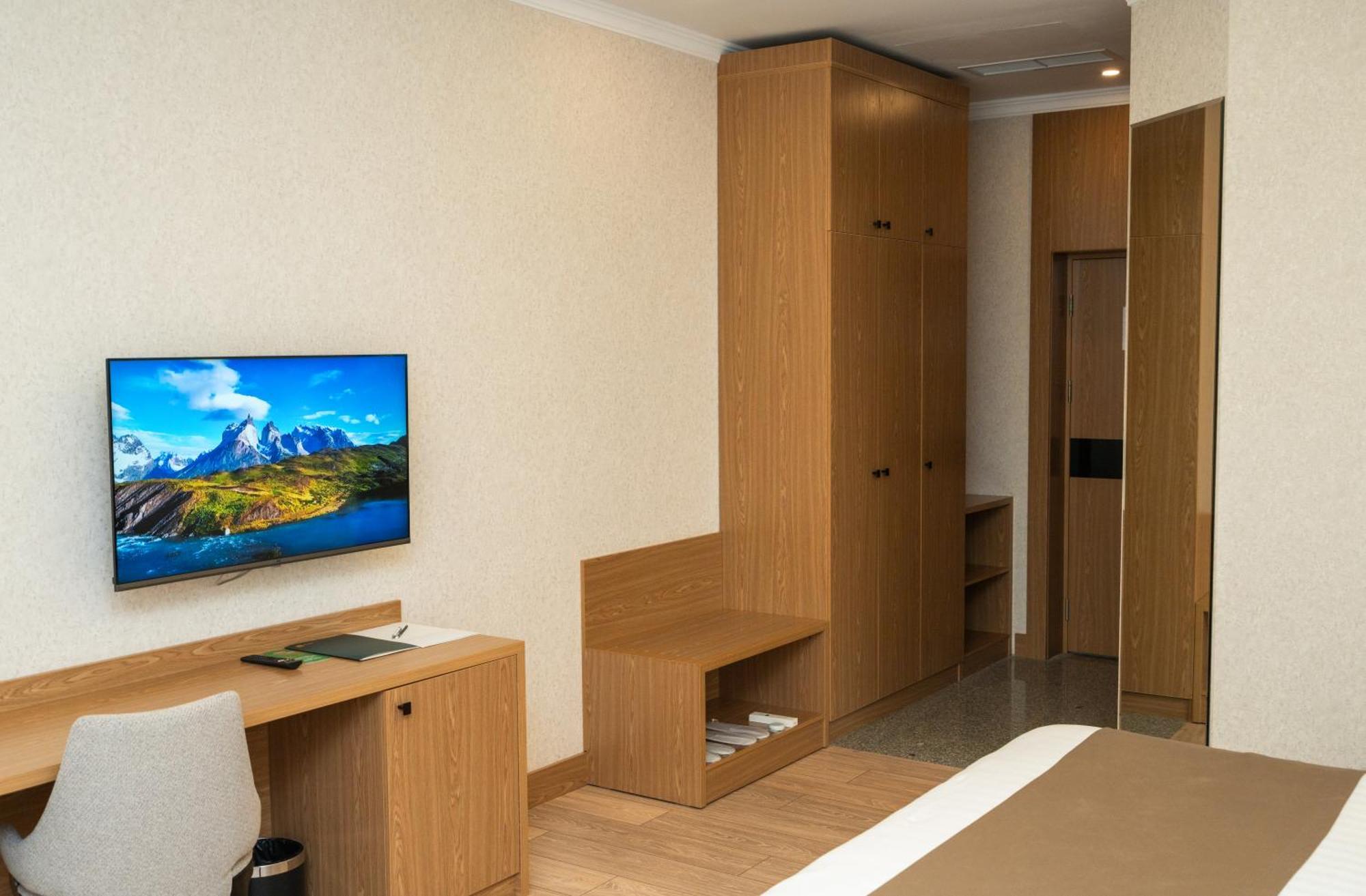 Al Anvar Halal Hotel By Hotelpro Group タシュケント エクステリア 写真